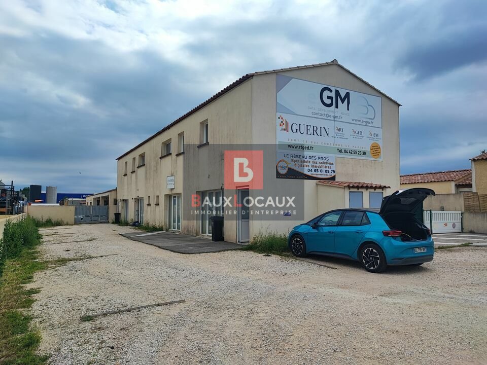 LOCAL COMMERCIAL à Louer